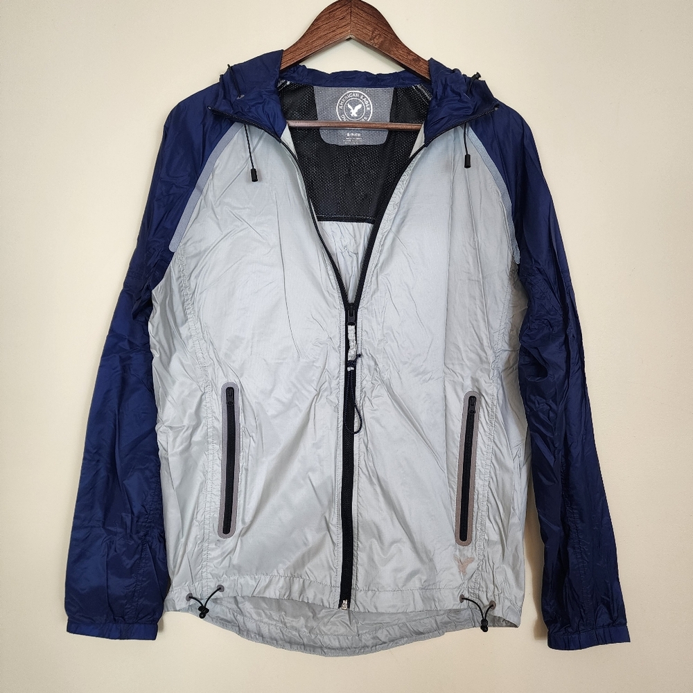 American Eagle Windbreaker Jacket Size Small Lightweight Water Resistant